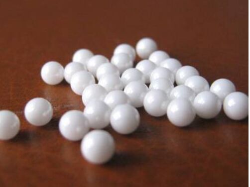 Yüksek Verimli Öğütme için Çok Yönlü Korozyon Direnci, Olağanüstü Aşınma Direnci ve Aşırı Sıcaklık Kararlılığına Sahip SSiC Bilyalı Değirmen