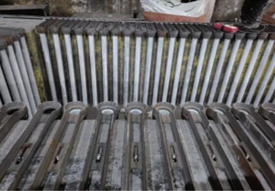 Endüstriyel fırınlar için 1500°C maksimum çalışma sıcaklığı, korozyona dayanıklı ve yüksek termal verimliliğe sahip SiC ısıtma elementi